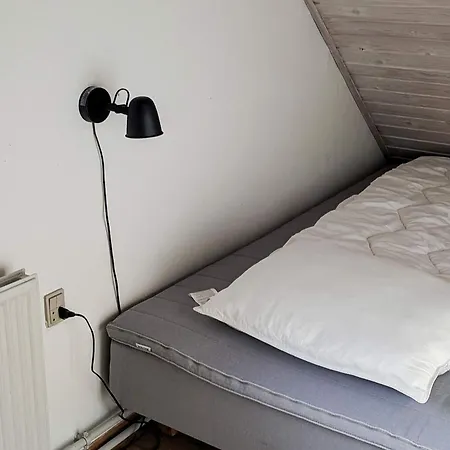 5 Person In Albaek-by Traum