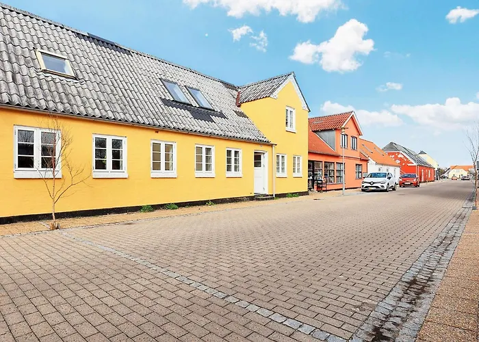 5 Person In Albaek-by Traum * Ålbæk